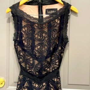Nicole Miller Chic Black Lace Backless Dress